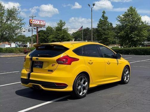 2017 Ford Focus ST ST