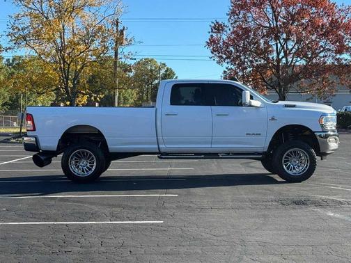 2020 RAM 2500 Big Horn Crew Cab 4X4 8' Box
