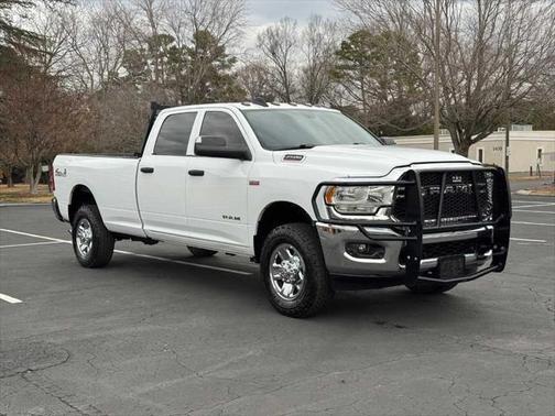 2022 RAM 2500 Tradesman Crew Cab 4x4 8' Box