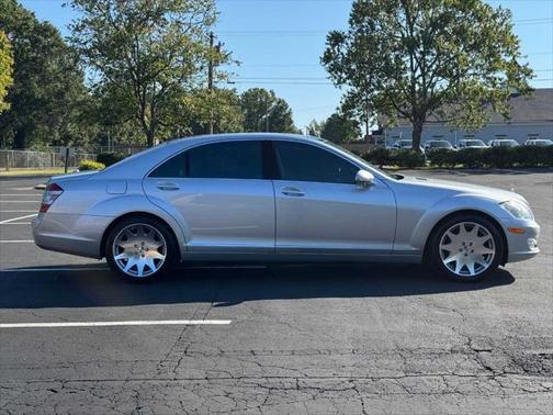 2007 Mercedes-Benz S-Class S 550 4 DOOR SEDAN 5.5L V8