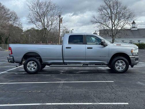 2023 RAM 2500 Big Horn Crew Cab 4x4 8' Box