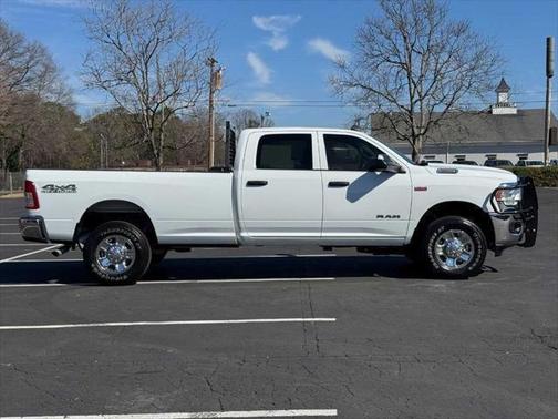 2022 RAM 2500 Tradesman Crew Cab 4x4 8' Box
