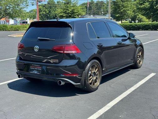 2021 Volkswagen Golf GTI 2.0T SE DSG