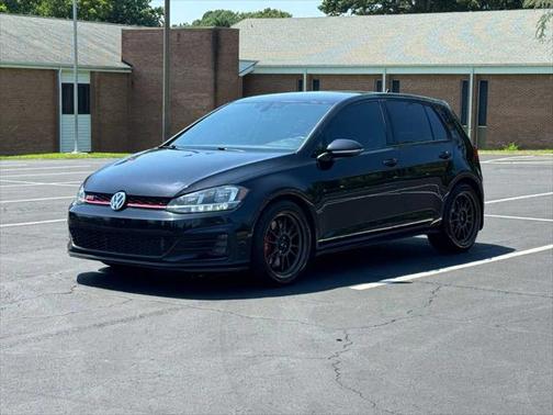 2021 Volkswagen Golf GTI 2.0T SE DSG