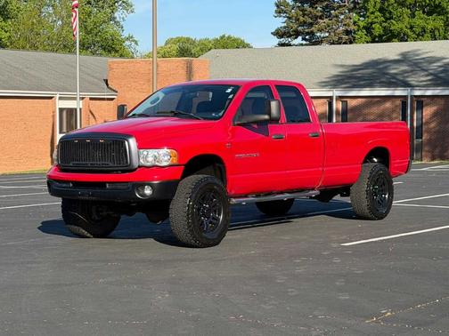 Deep Molten Red Pearl 2005 Dodge Ram 2500 4dr Quad Cab 160.5" WB 4WD SLT