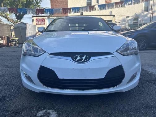 Century White 2013 Hyundai Veloster Base