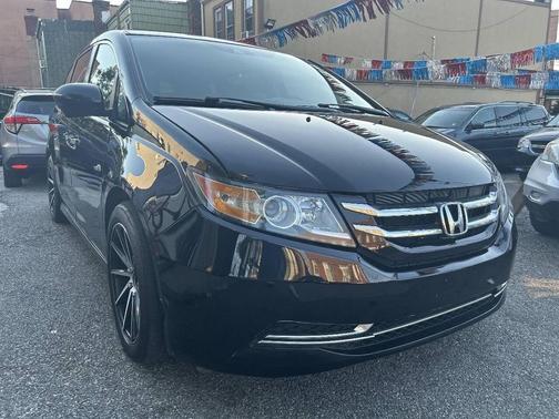 Crystal Black Pearl 2017 Honda Odyssey EX