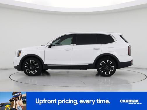 White 2023 Kia Telluride SX Prestige