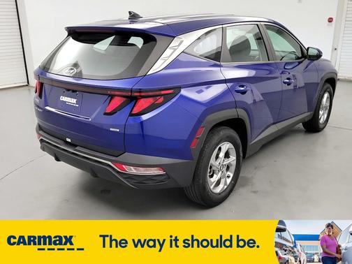 2022 Hyundai TUCSON SE