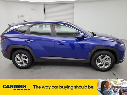 2022 Hyundai TUCSON SE
