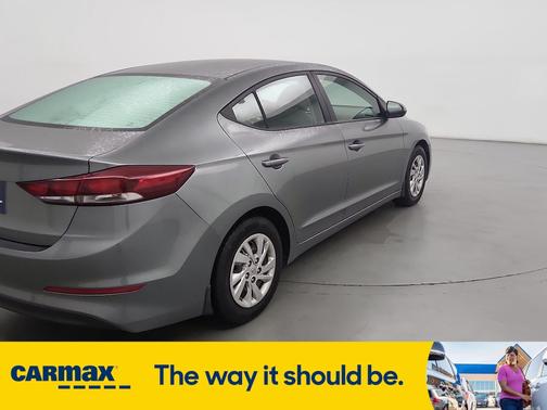 2018 Hyundai ELANTRA SE