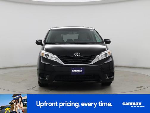 2017 Toyota Sienna LE