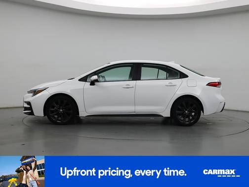 White 2024 Toyota Corolla SE