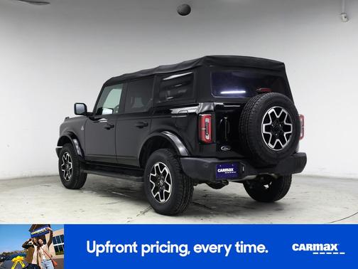 Black 2022 Ford Bronco Outer Banks