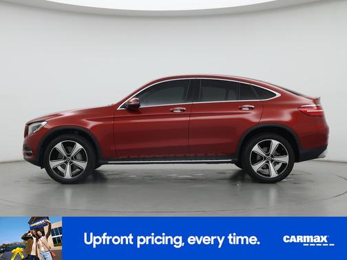 Red 2018 Mercedes-Benz GLC 300