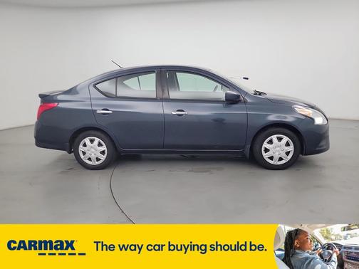 2017 Nissan Versa SV