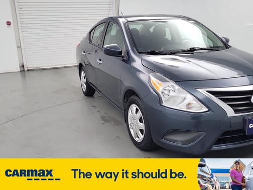2017 Nissan Versa SV