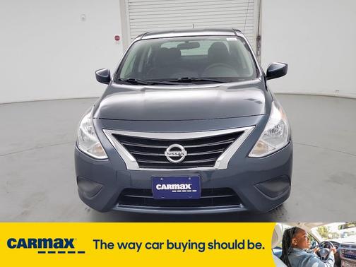 2017 Nissan Versa SV