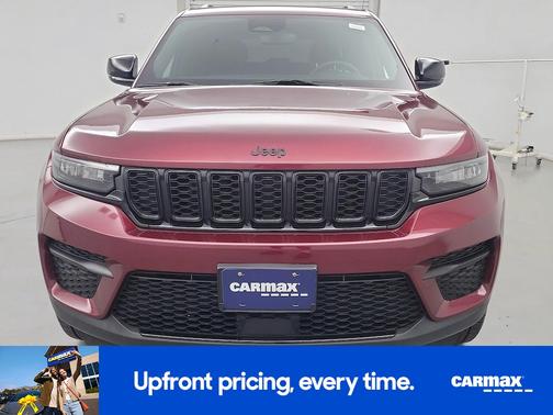 Burgundy 2023 Jeep Grand Cherokee Altitude