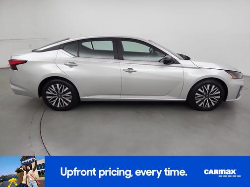 2024 Nissan Altima SV