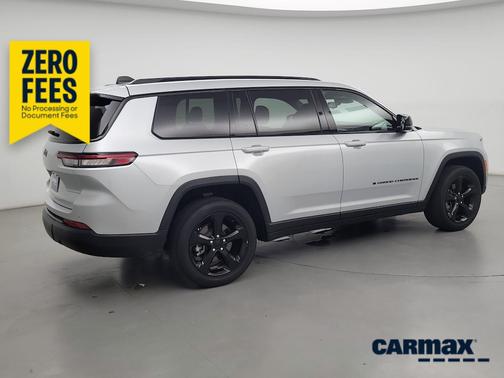 Silver 2023 Jeep Grand Cherokee L Altitude