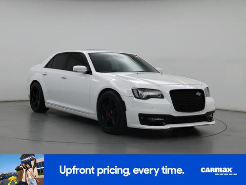 White 2023 Chrysler 300 C