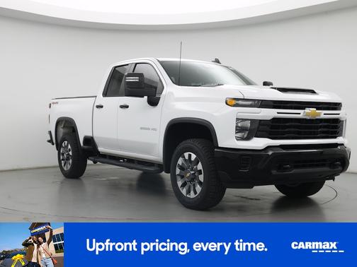 White 2024 Chevrolet Silverado 2500 Custom