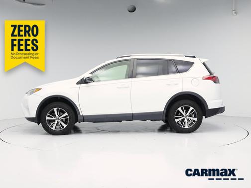 White 2018 Toyota RAV4 XLE