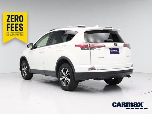 White 2018 Toyota RAV4 XLE