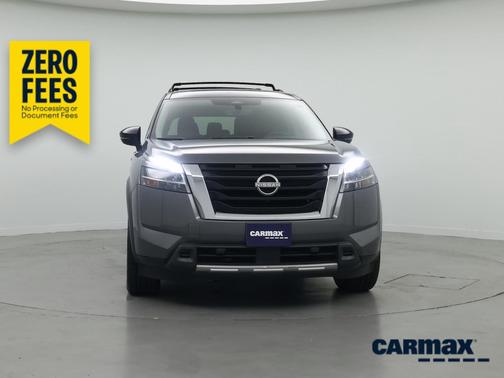 Gray 2023 Nissan Pathfinder Platinum