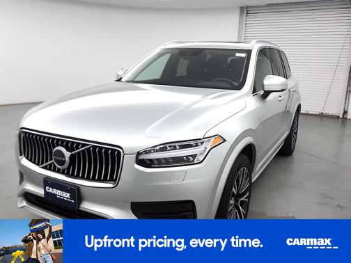 2022 Volvo XC90 T5 Momentum