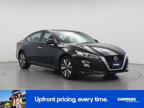 2022 Nissan Altima SV