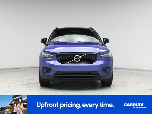 2021 Volvo XC40 T4 R-Design