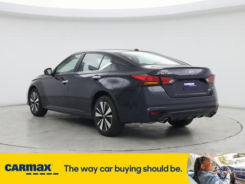 2022 Nissan Altima SV