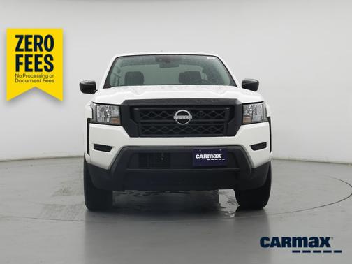 White 2022 Nissan Frontier S