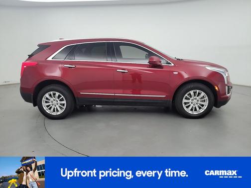 Red 2019 Cadillac XT5