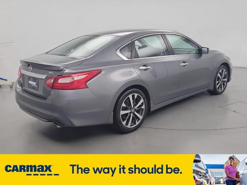 2016 Nissan Altima SR