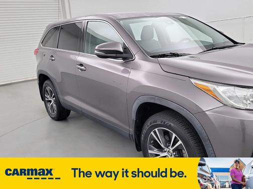 2019 Toyota Highlander LE