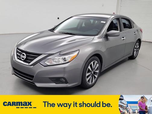 2017 Nissan Altima SV