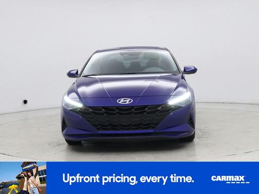 2023 Hyundai ELANTRA SE