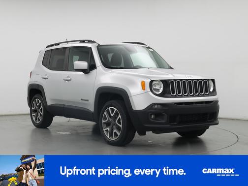 Silver 2017 Jeep Renegade Latitude