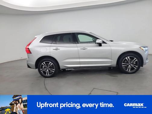 2021 Volvo XC60 T5 Momentum