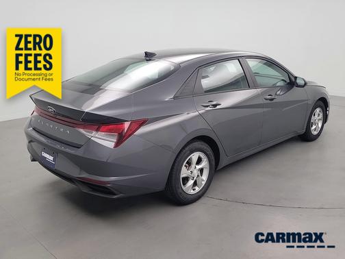 Gray 2023 Hyundai ELANTRA SE