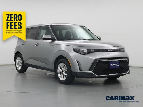 Gray 2023 Kia Soul LX