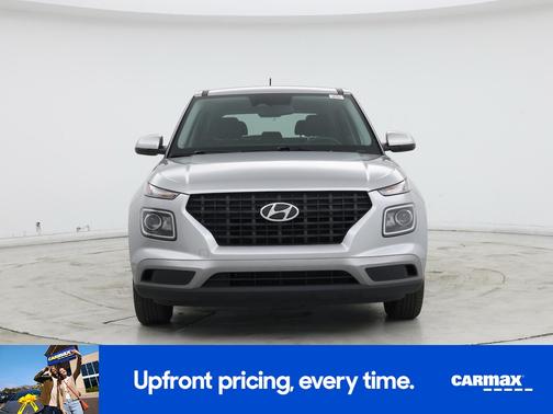 2024 Hyundai VENUE SE