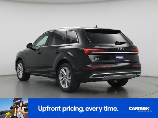 Black 2023 Audi Q7 Premium