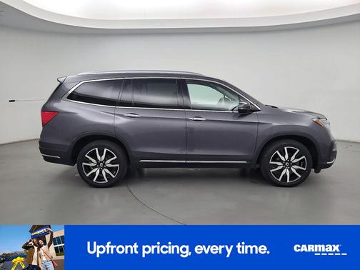 Gray 2022 Honda Pilot Touring