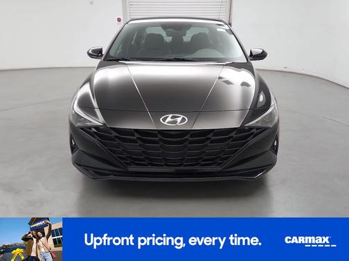2021 Hyundai ELANTRA SE