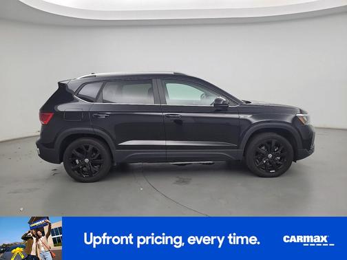 Black 2023 Volkswagen Taos SE