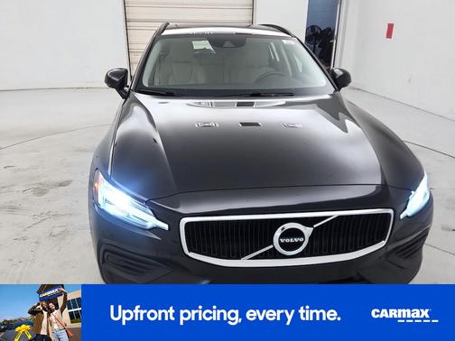 2020 Volvo V60 T5 Momentum